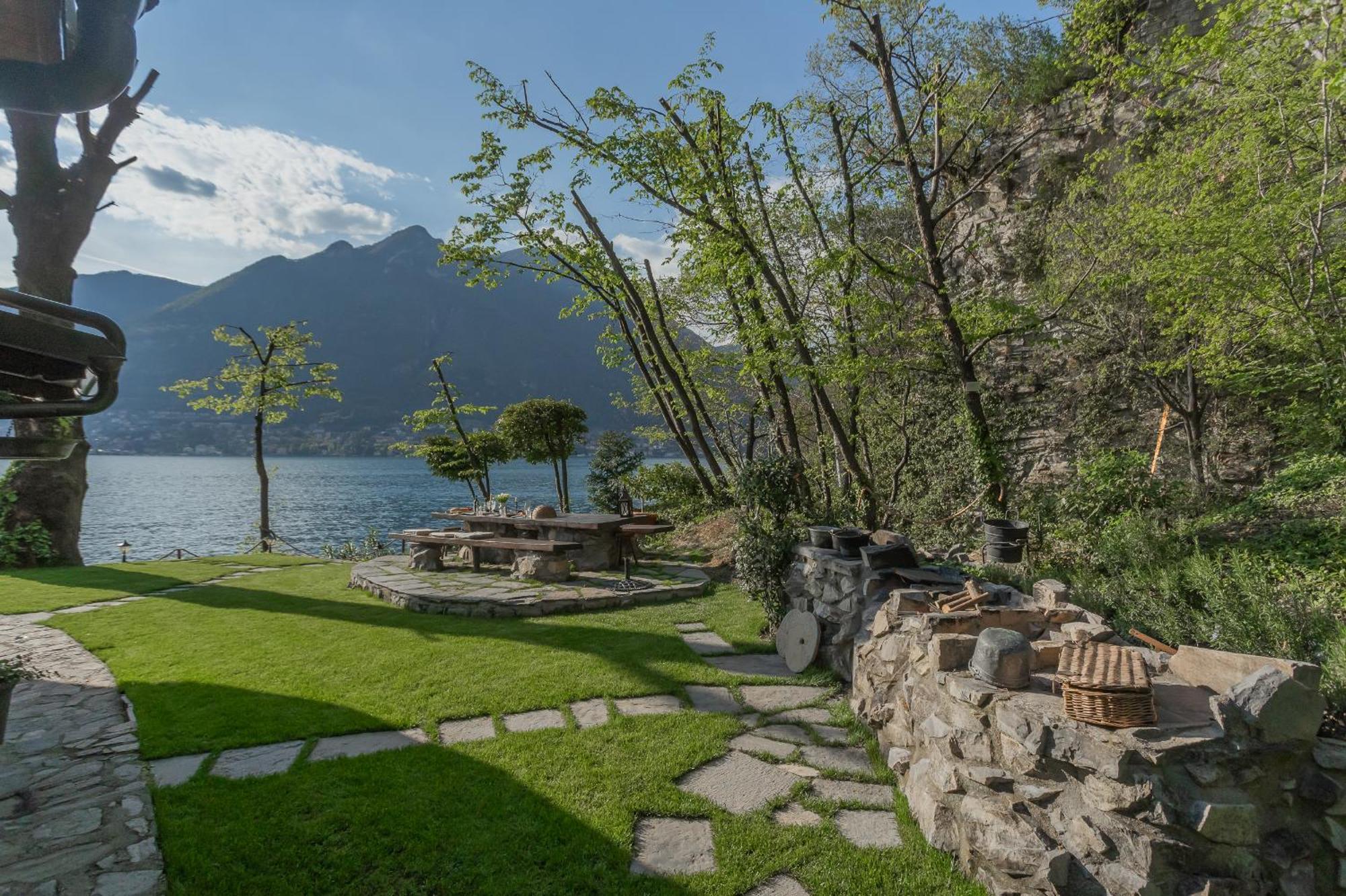 The Writer'S Nest Waterfront Villa By Rent All Como Faggeto Lario Exterior photo